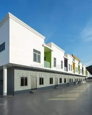 3bdrm Townhouse / Terrace in Seekers Realty, Haatso for rent