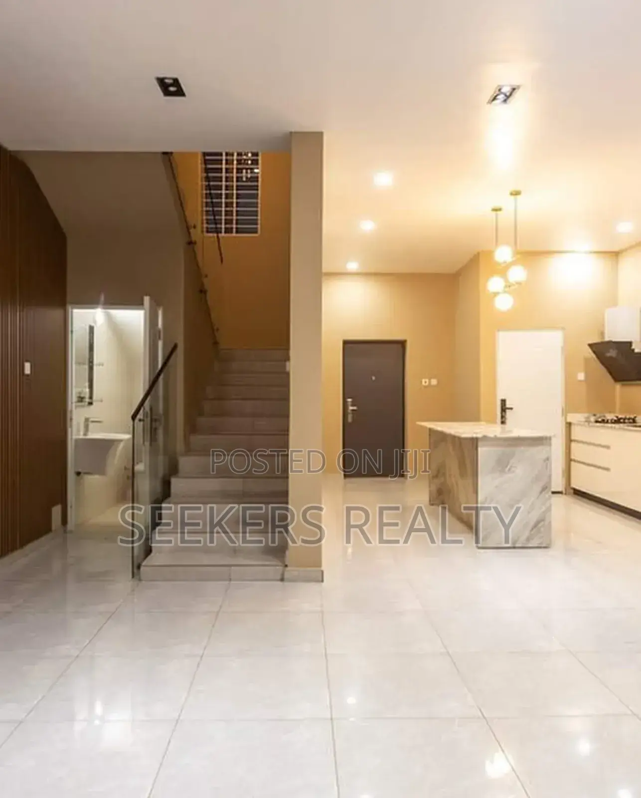 3bdrm Townhouse / Terrace in Seekers Realty, Haatso for rent
