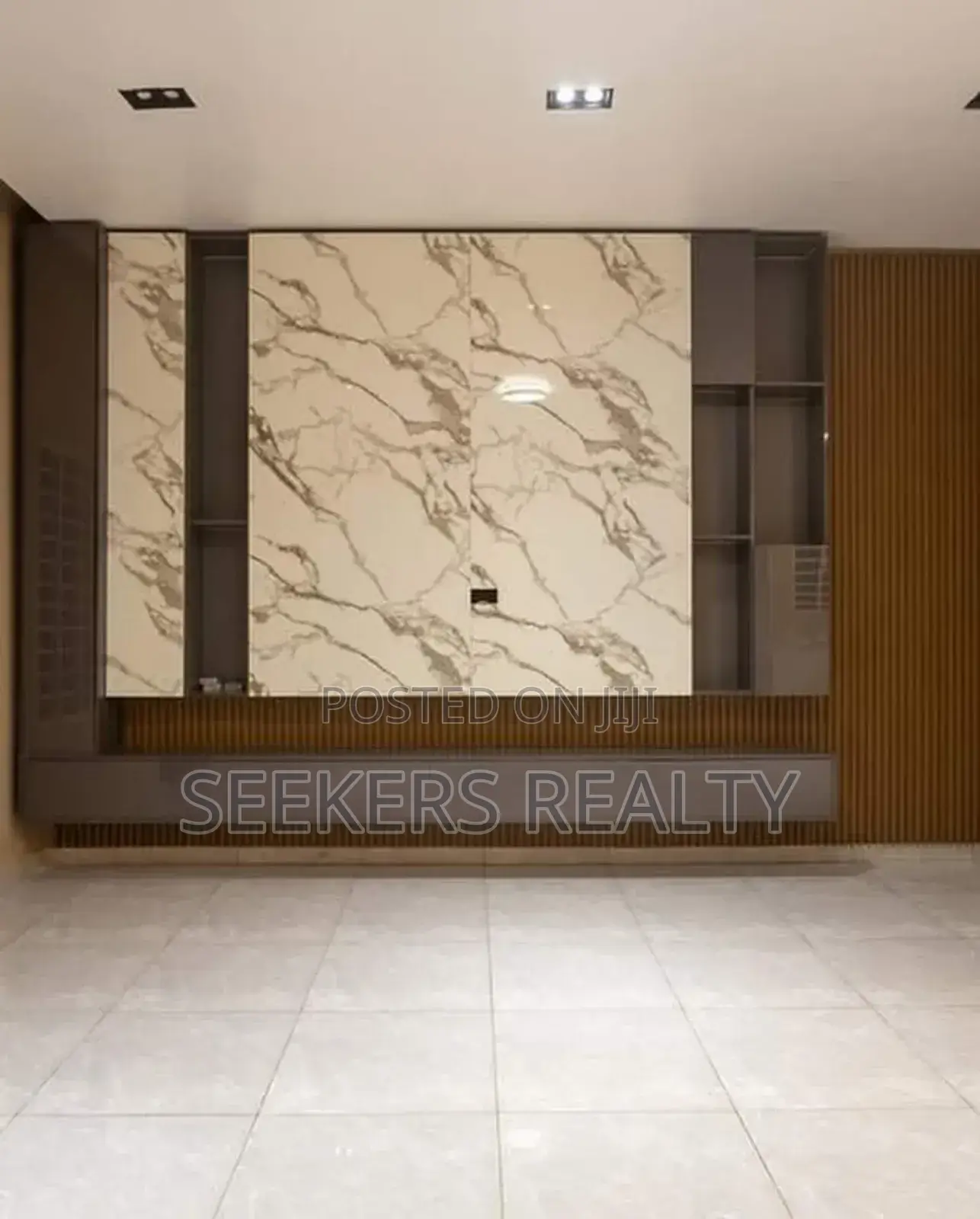 3bdrm Townhouse / Terrace in Seekers Realty, Haatso for rent