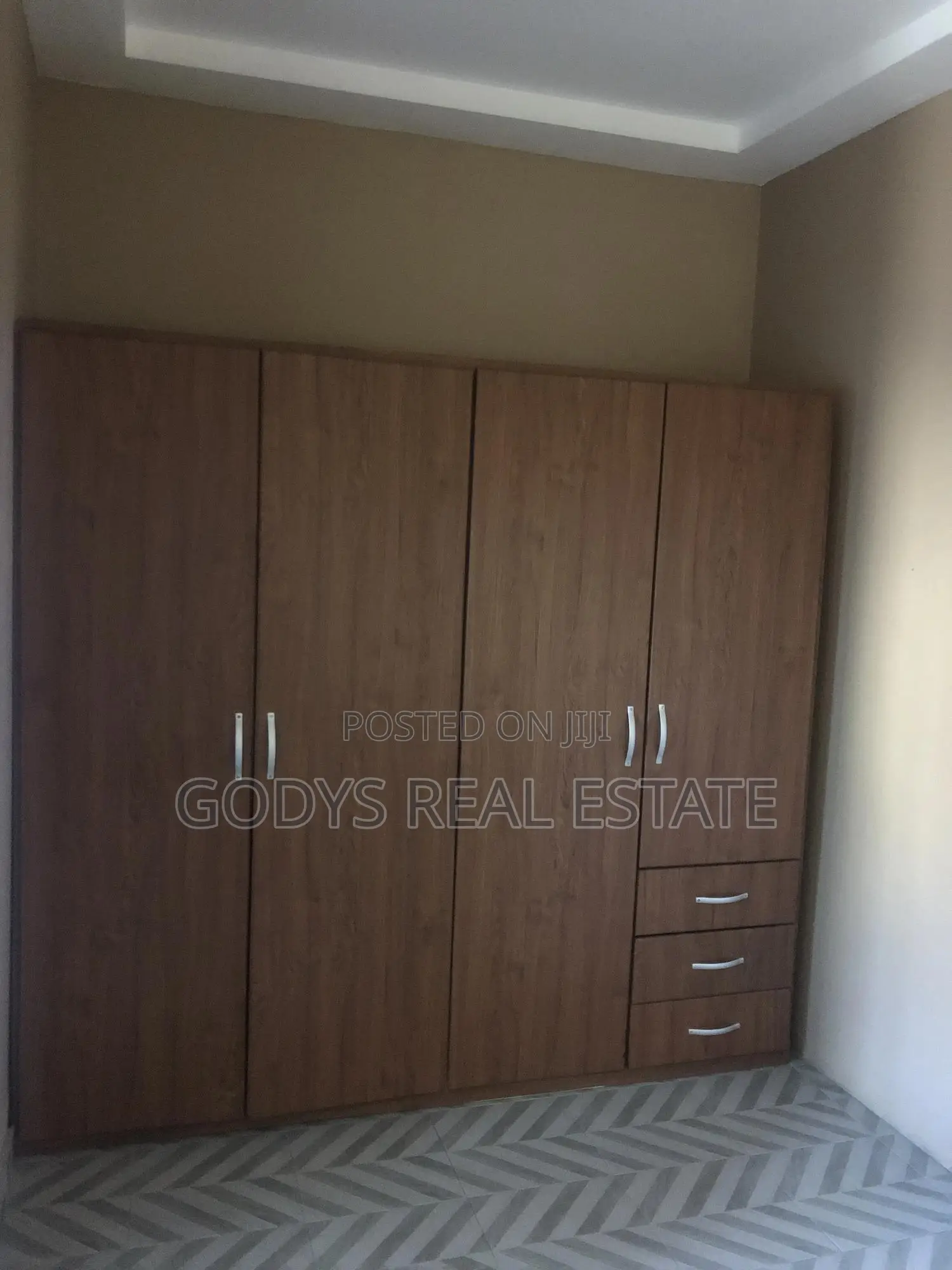 Three Bedrooms Fully Furnished