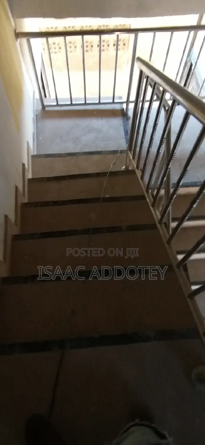 2bdrm Apartment in Spintex Bastona for rent