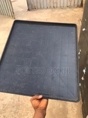 Waste Tray for Poultry
