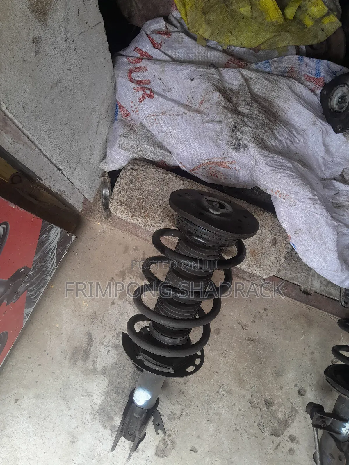 Ford Edge 2017 Front Shocks Absorbers Right Side
