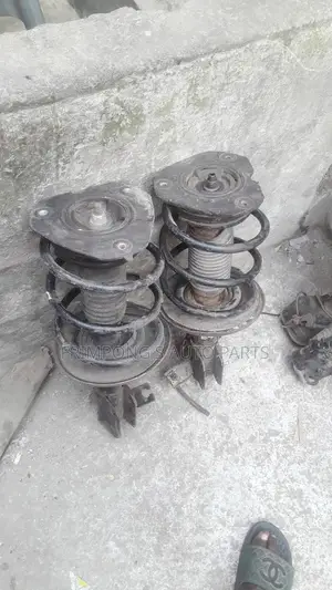 Nissan Altima 3.5 2015 Front Shocks Absorbers