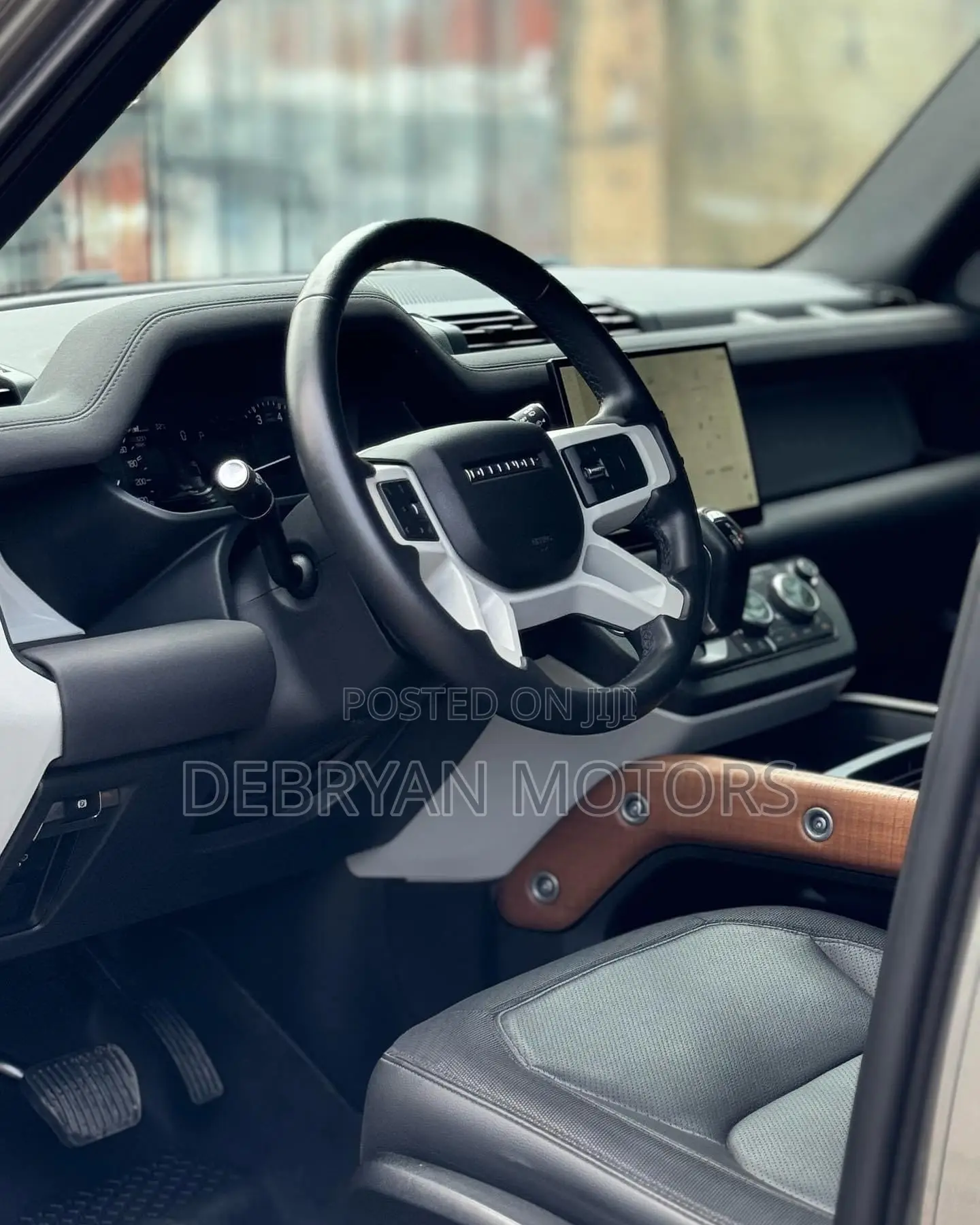 Land Rover Defender X-Dynamic SE 2023 Gray