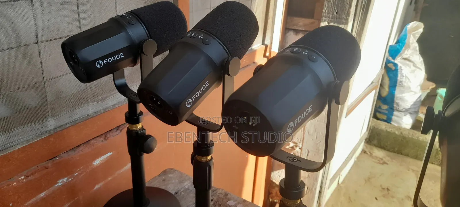 Podcast AMD Vocal Microphones for Rent