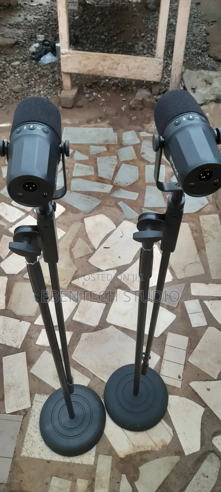 Podcast AMD Vocal Microphones for Rent