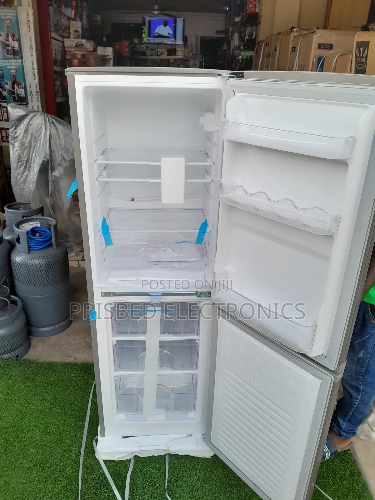 Roch Durable Double Door Fridge 140 Litres