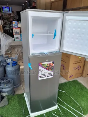 ROCH Durable Double Door Fridge 165 Litres Top Freezer