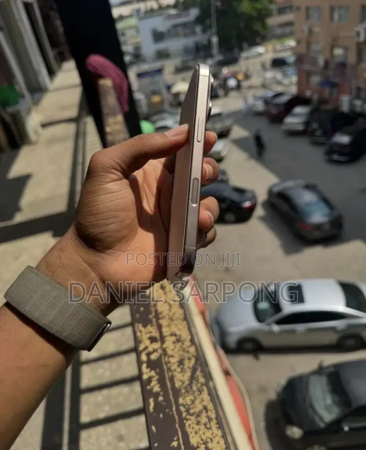 Apple iPhone 16 Pro 512 GB Gold