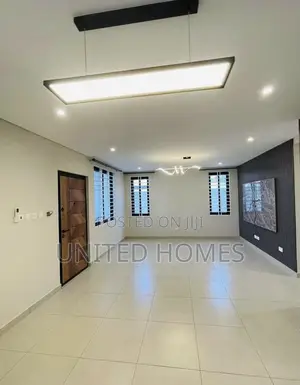 5bdrm House in Airport Residential Area for sale