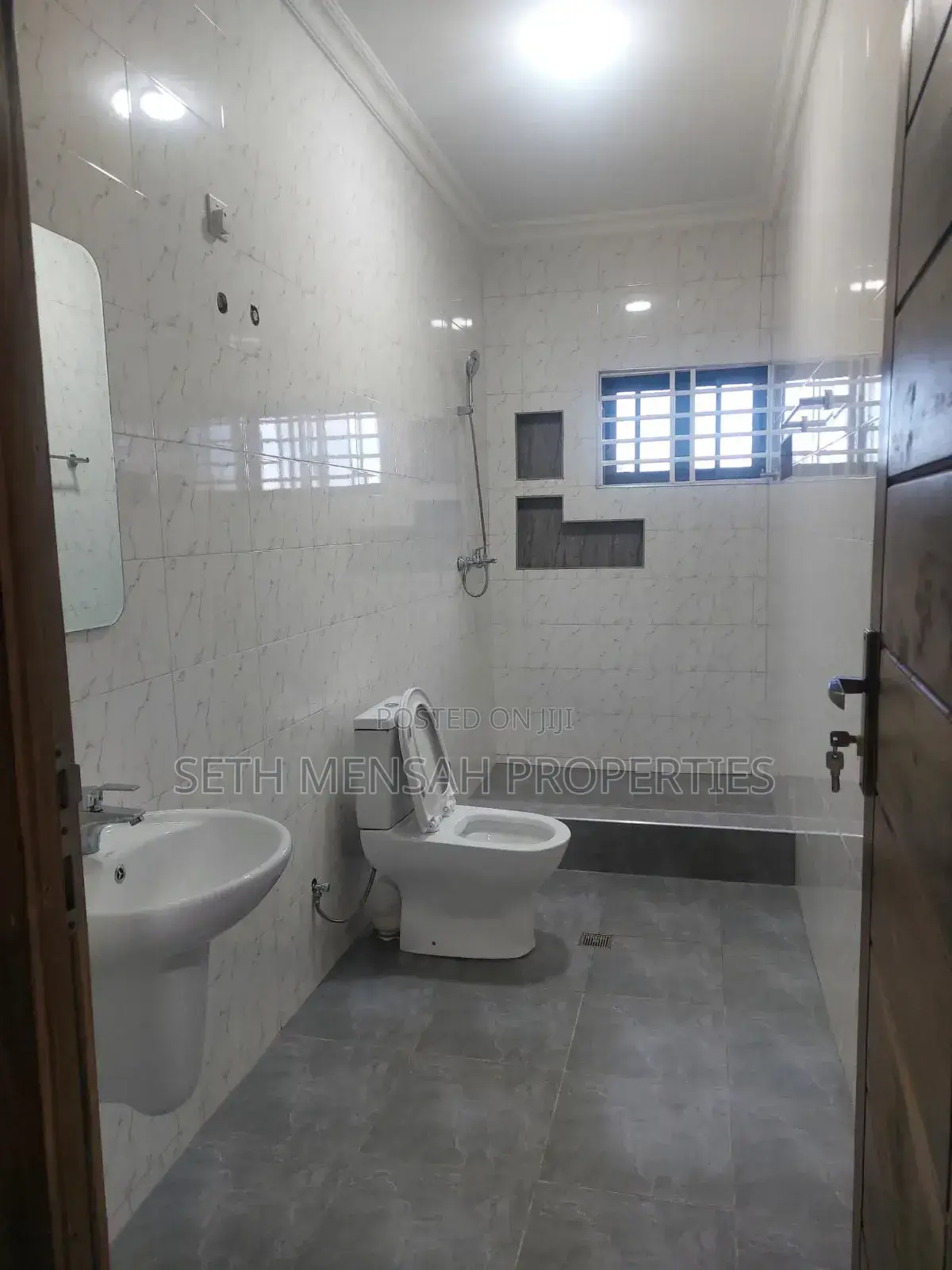 4bdrm House in Skm Properties, Spintex for sale