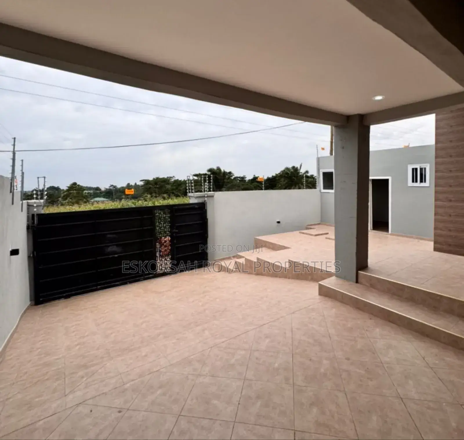 3bdrm House in Aburi for sale