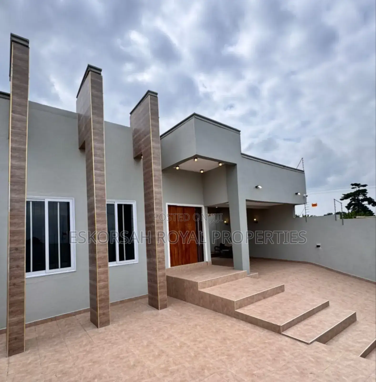 3bdrm House in Aburi for sale