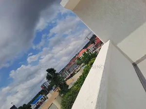4bdrm House in Airport Residential Area for rent