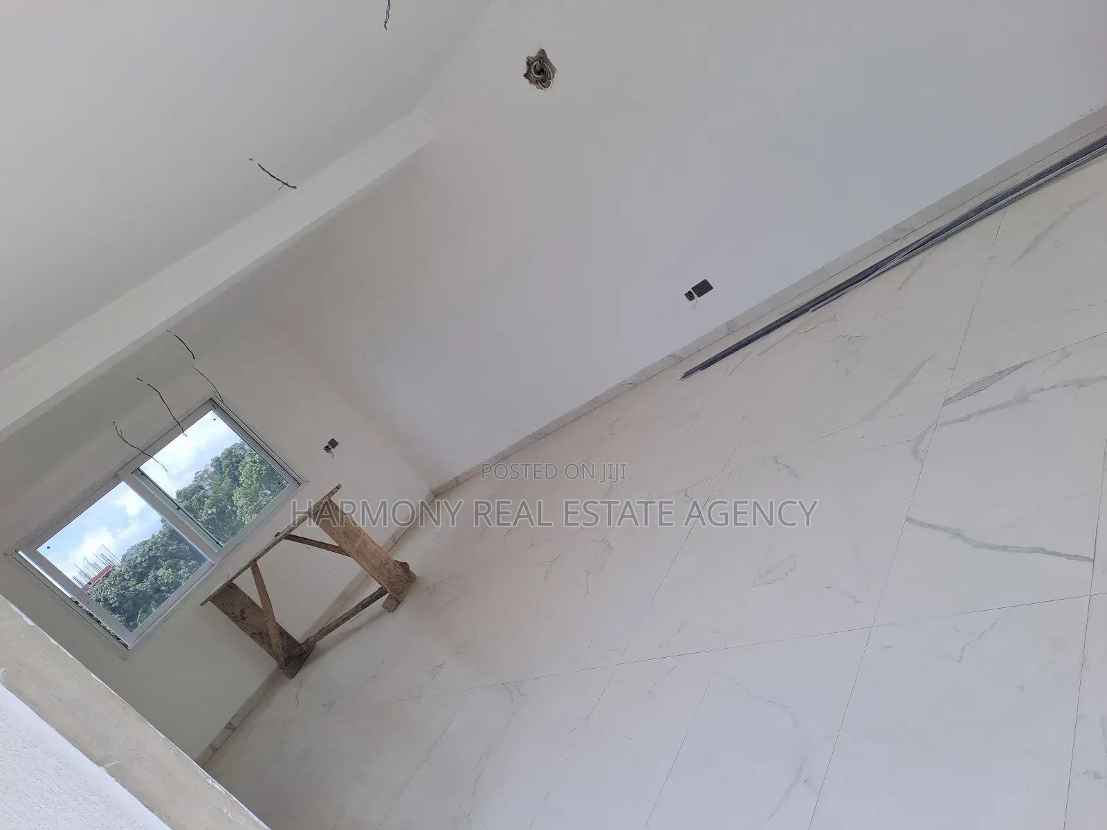 4bdrm House in Airport Residential Area for rent