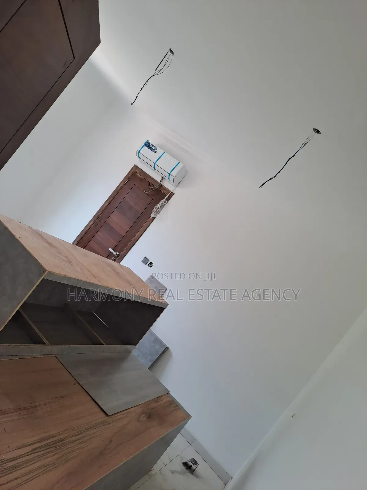 4bdrm House in Airport Residential Area for rent
