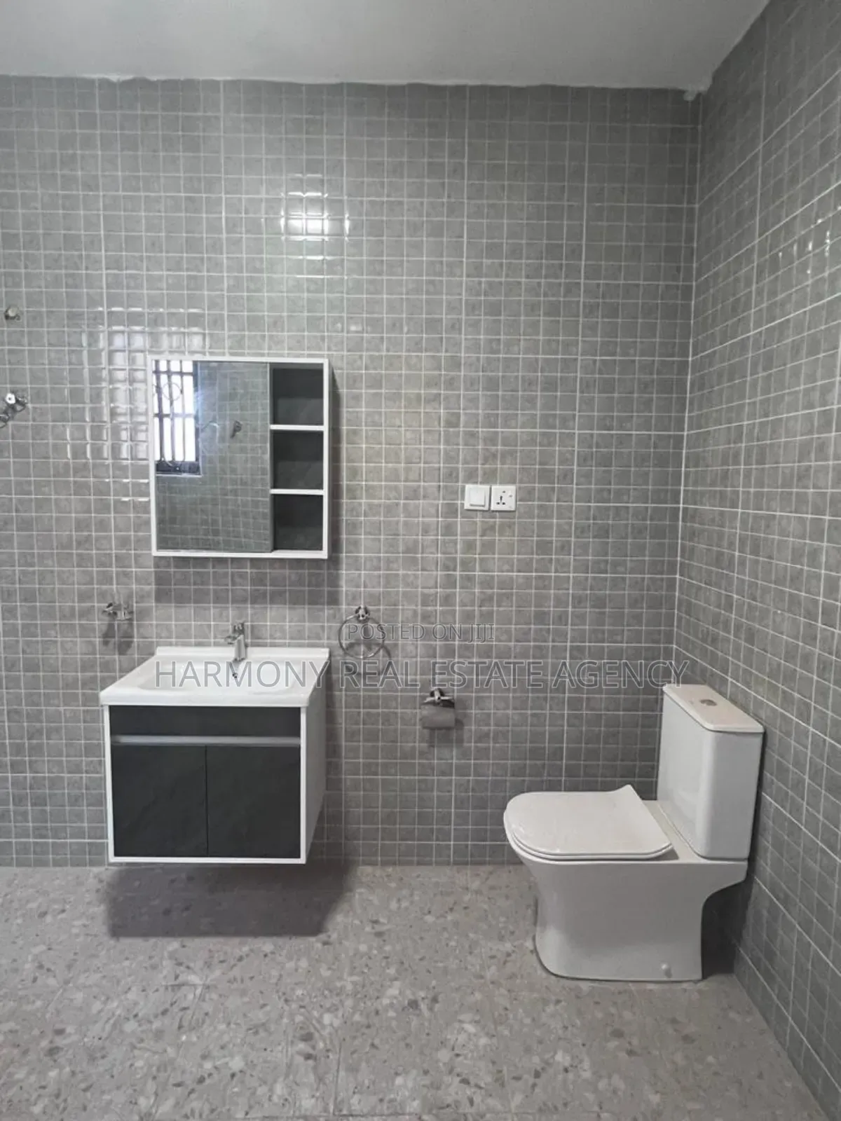 4bdrm House in Airport Residential Area for rent