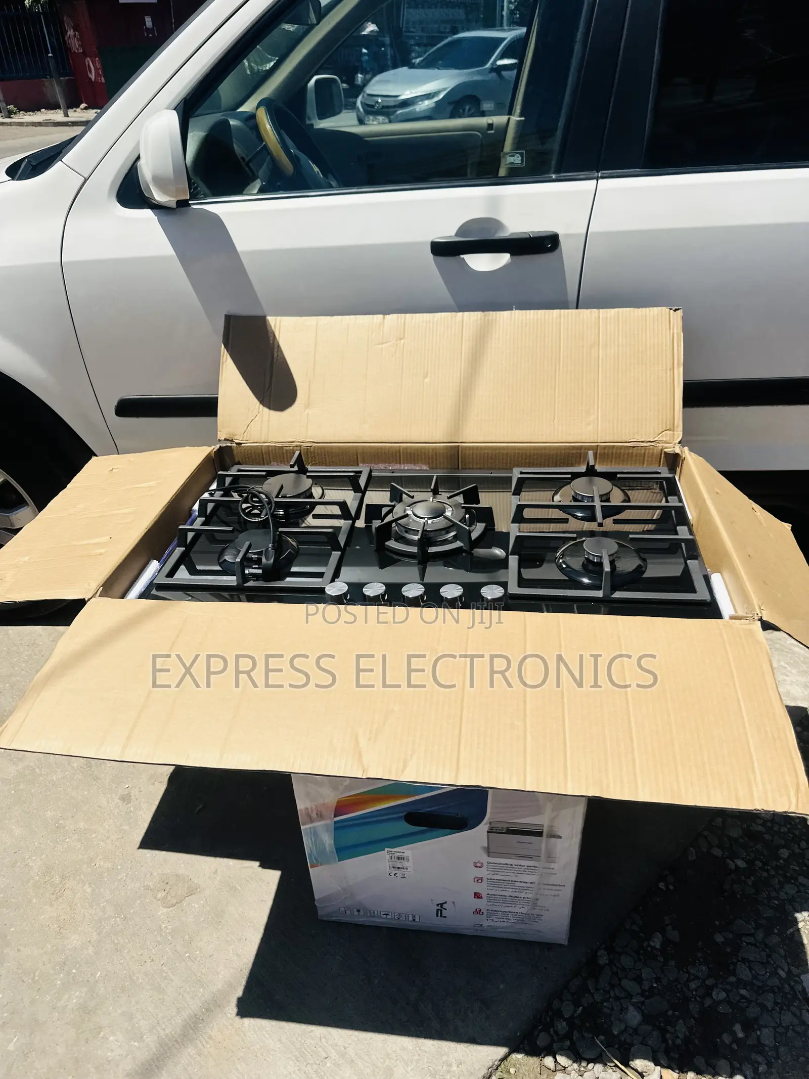 Inbuilt Kenwood 90 Cm 5 Gas Burner Ignition Touch Ciramic