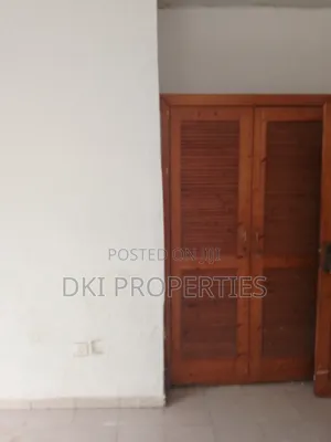 3bdrm House in Dki Properties, Adenta for rent
