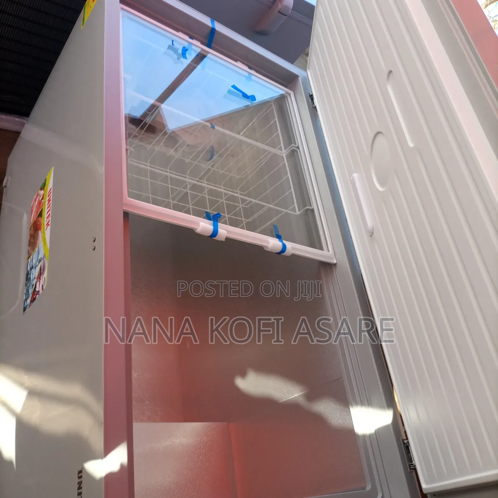 Unitek 300litres Chest Freezer