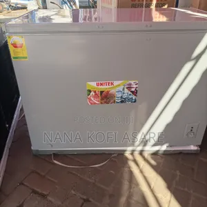 Unitek 300litres Chest Freezer