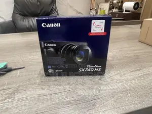 Boasting 20.3MP CMOS Sensor Canon Powershot SX740 HS Camera