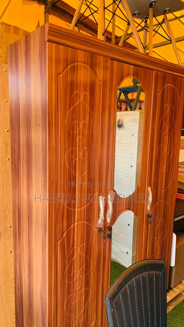 Brown Wardrobe With Mirror And Drawer