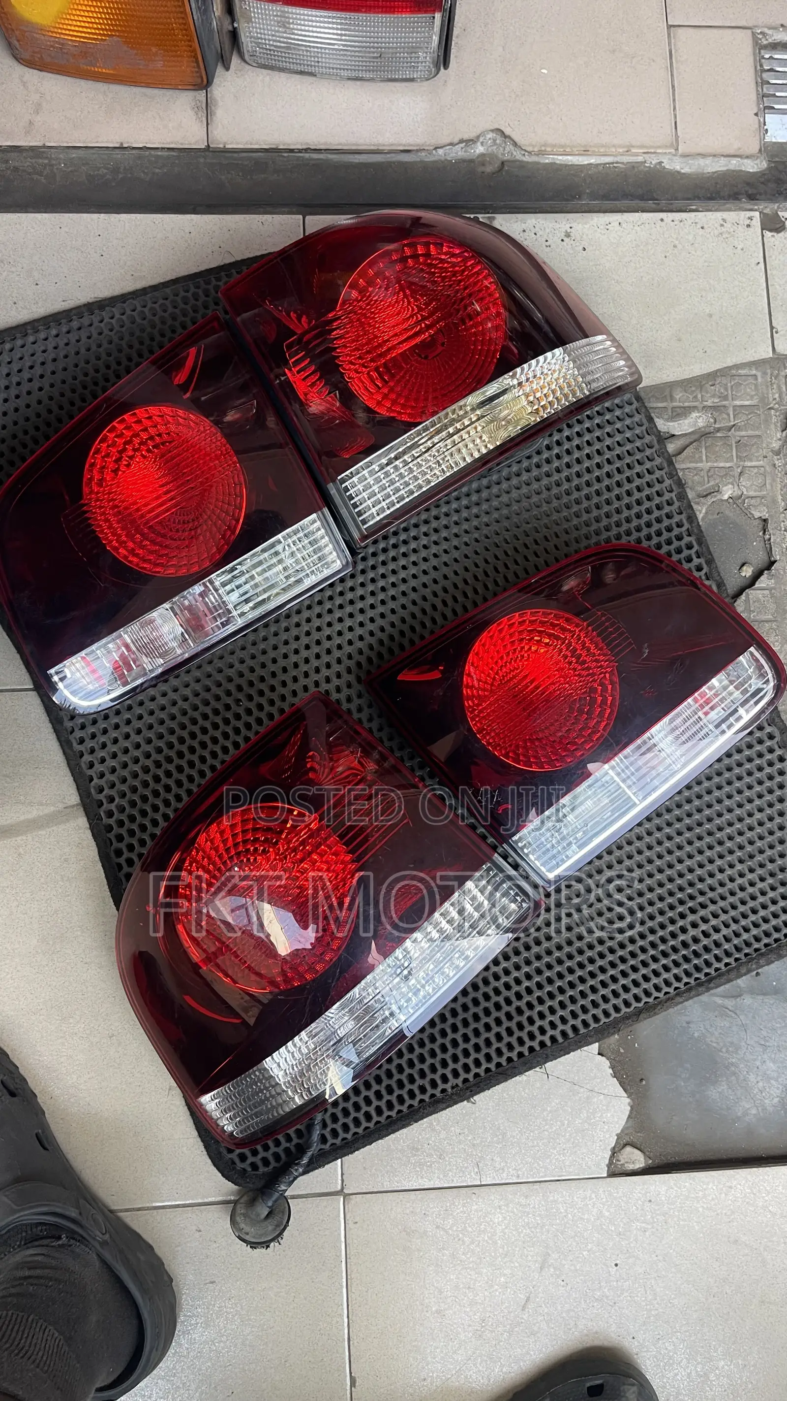 Volkswagen Touareg Taillight Dark Set 2007,2008,2009,2010,