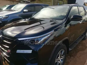 Toyota Fortuner 2020 Black