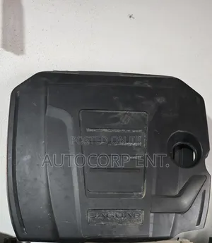 2016-2021 Jaguar 2.0T Ingenium Engine Cover