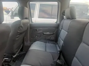 Nissan Hardbody 2013 White