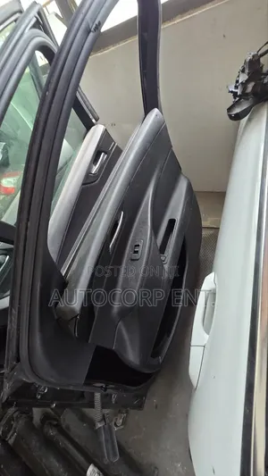 2016 - 2020 Jaguar XE Doors