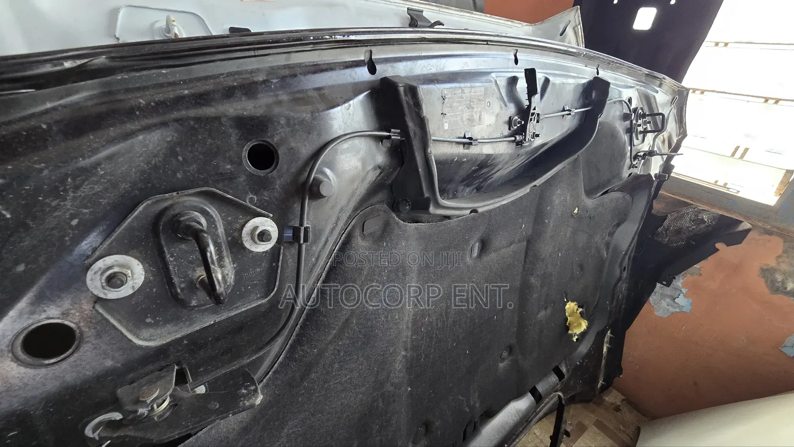 2016 - 2020 Jaguar Xe Bonnet