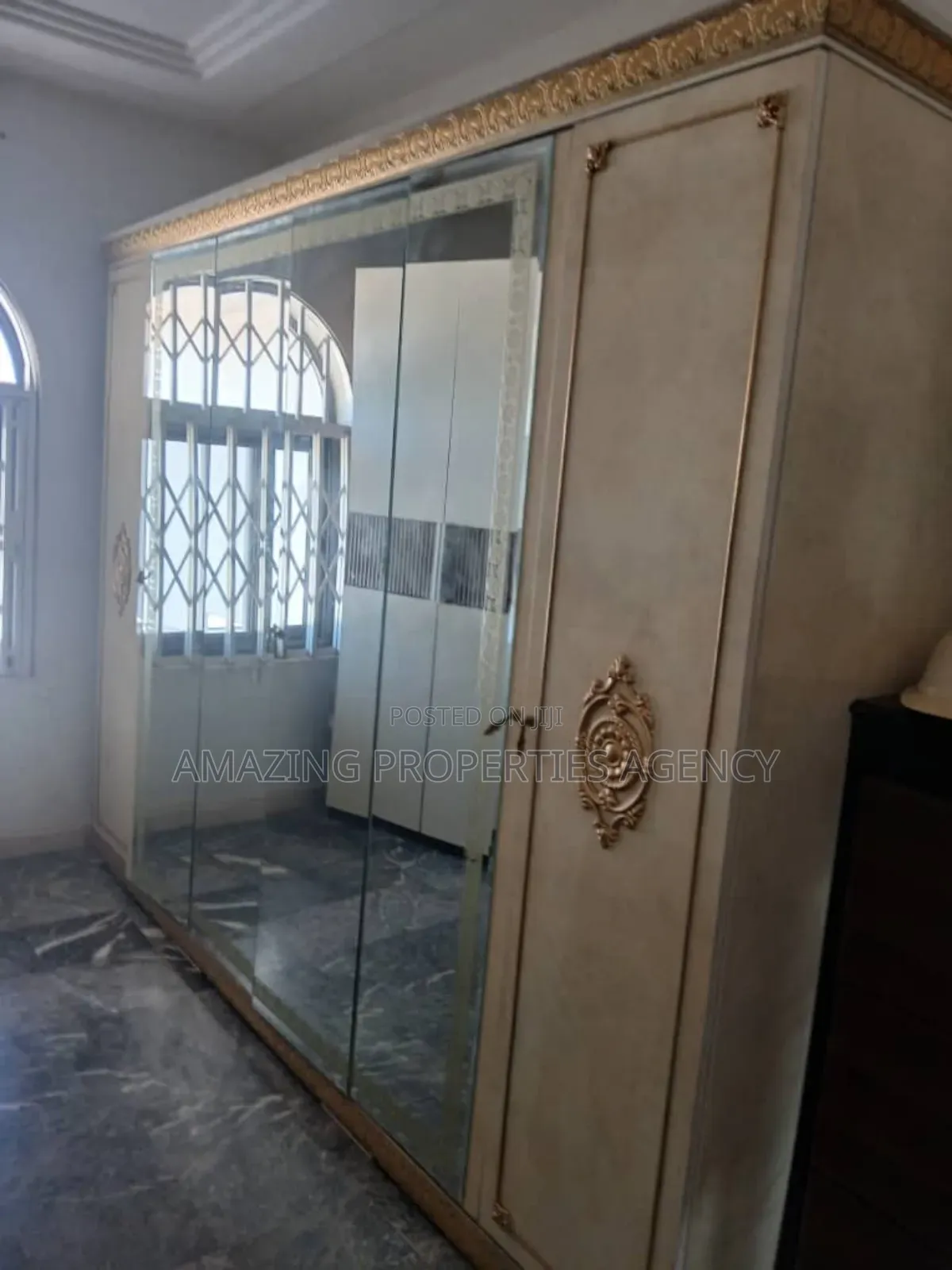 4bdrm House in East Legon for sale