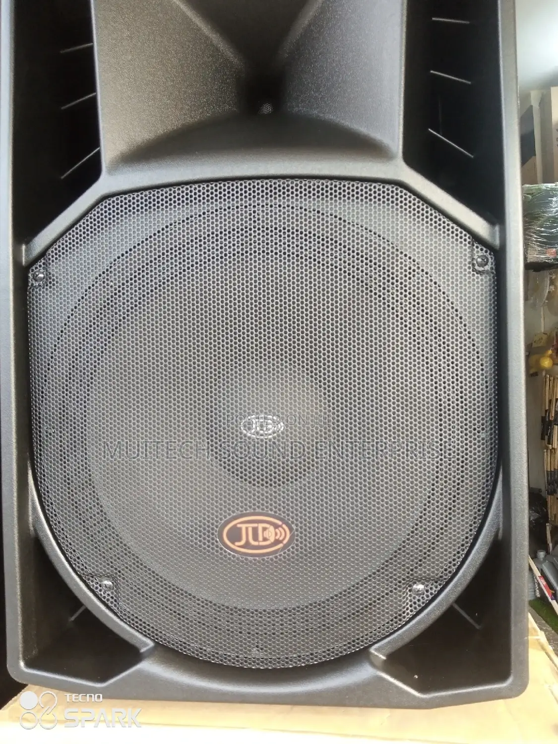 Short-Range Speaker '15' Inches( Jld)