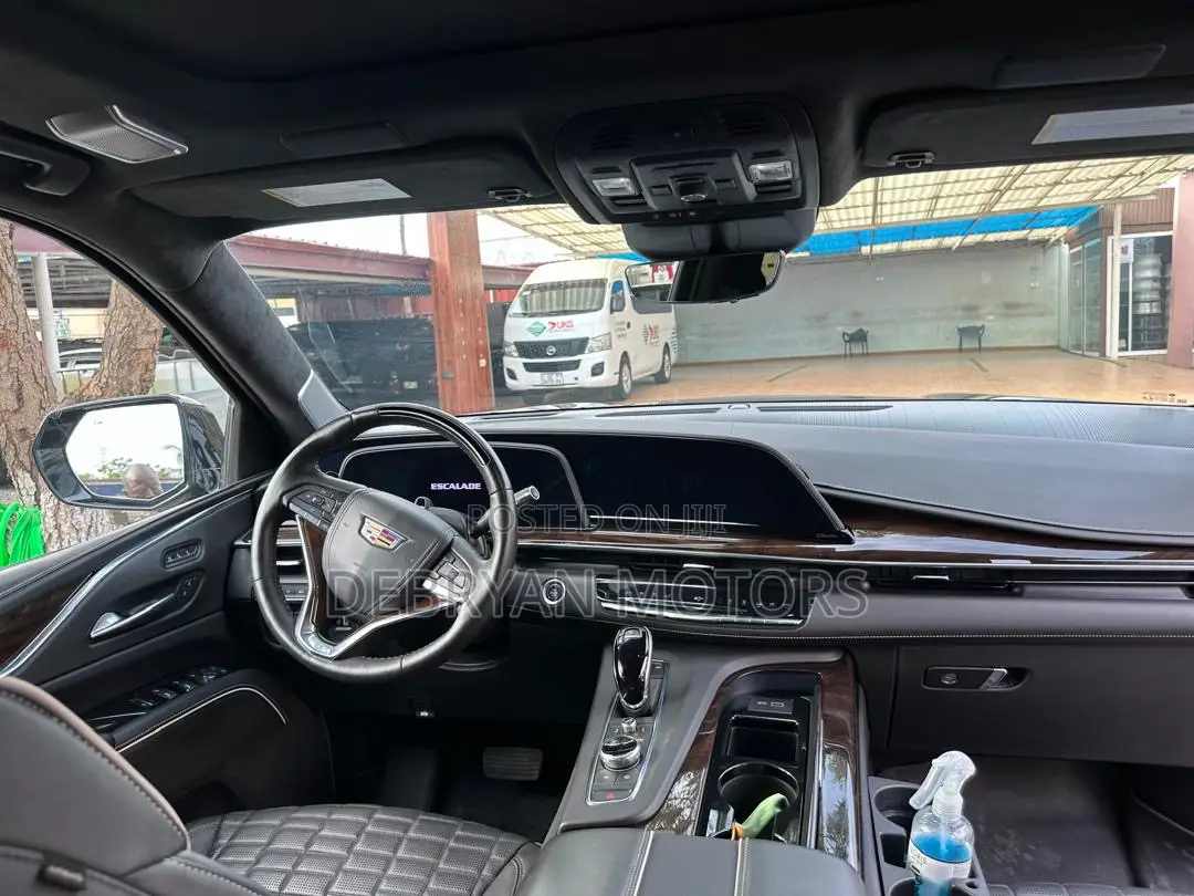 Cadillac Escalade 2023 Black