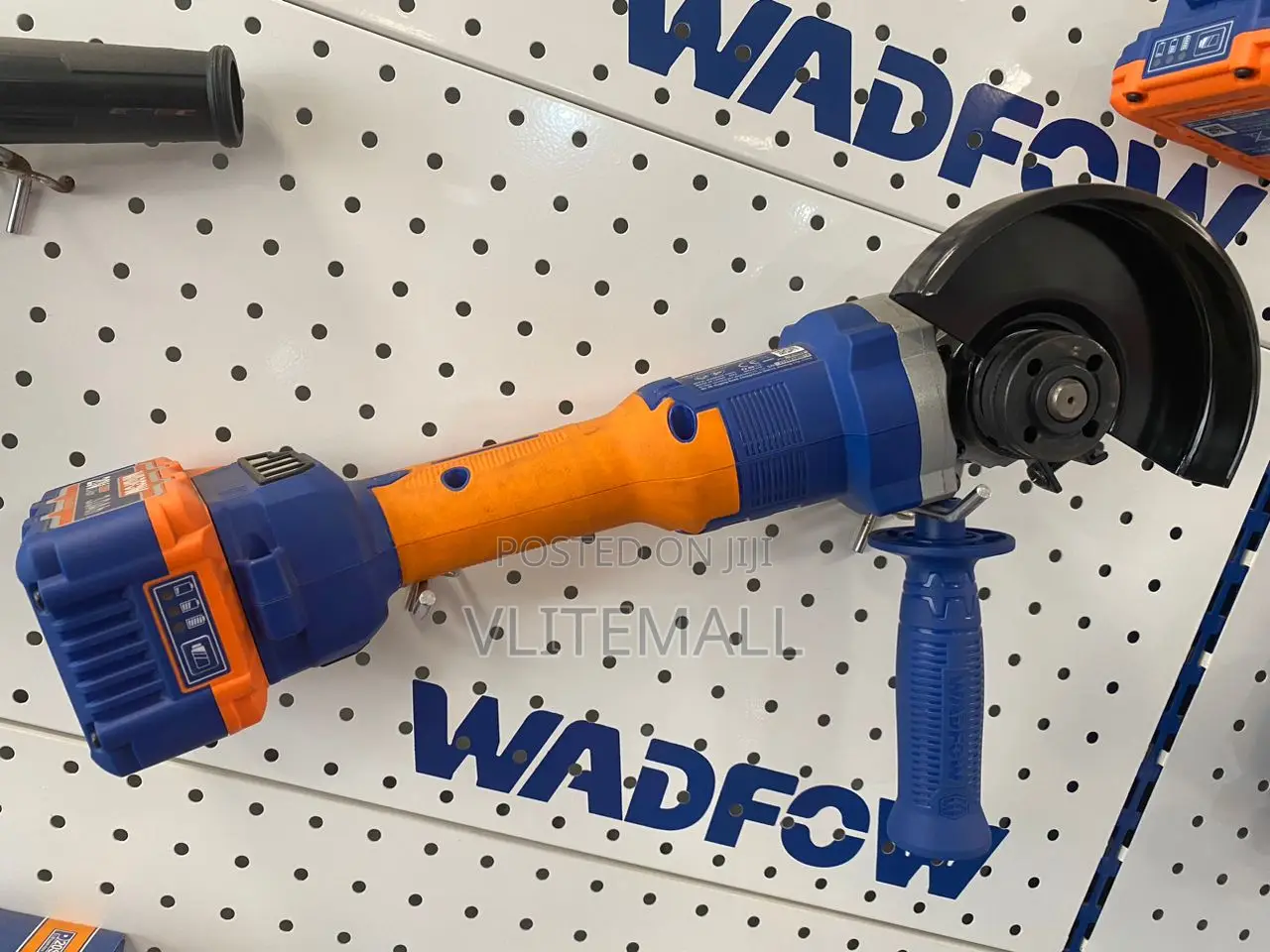 WADFOW Lithium-Ion Angle Grinder - WLAPM21