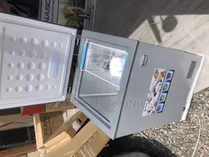 (Withstand Harsh Climate)Pearl 100liters Chest Freezer