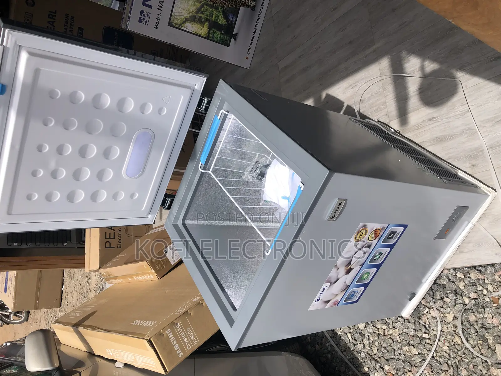 Pearl Chest Freezer 100 Litres – Silver(New Caster Wheels)