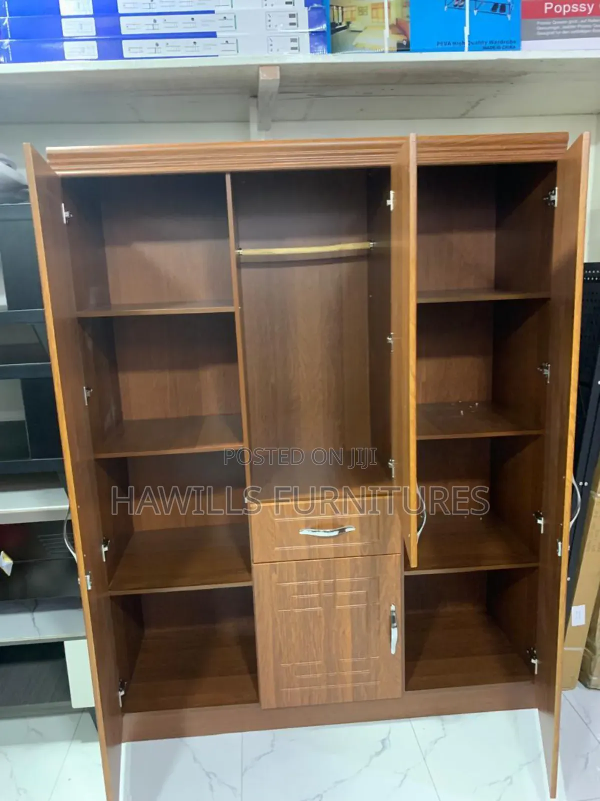 3 in 1 Wardrobe With Drawers