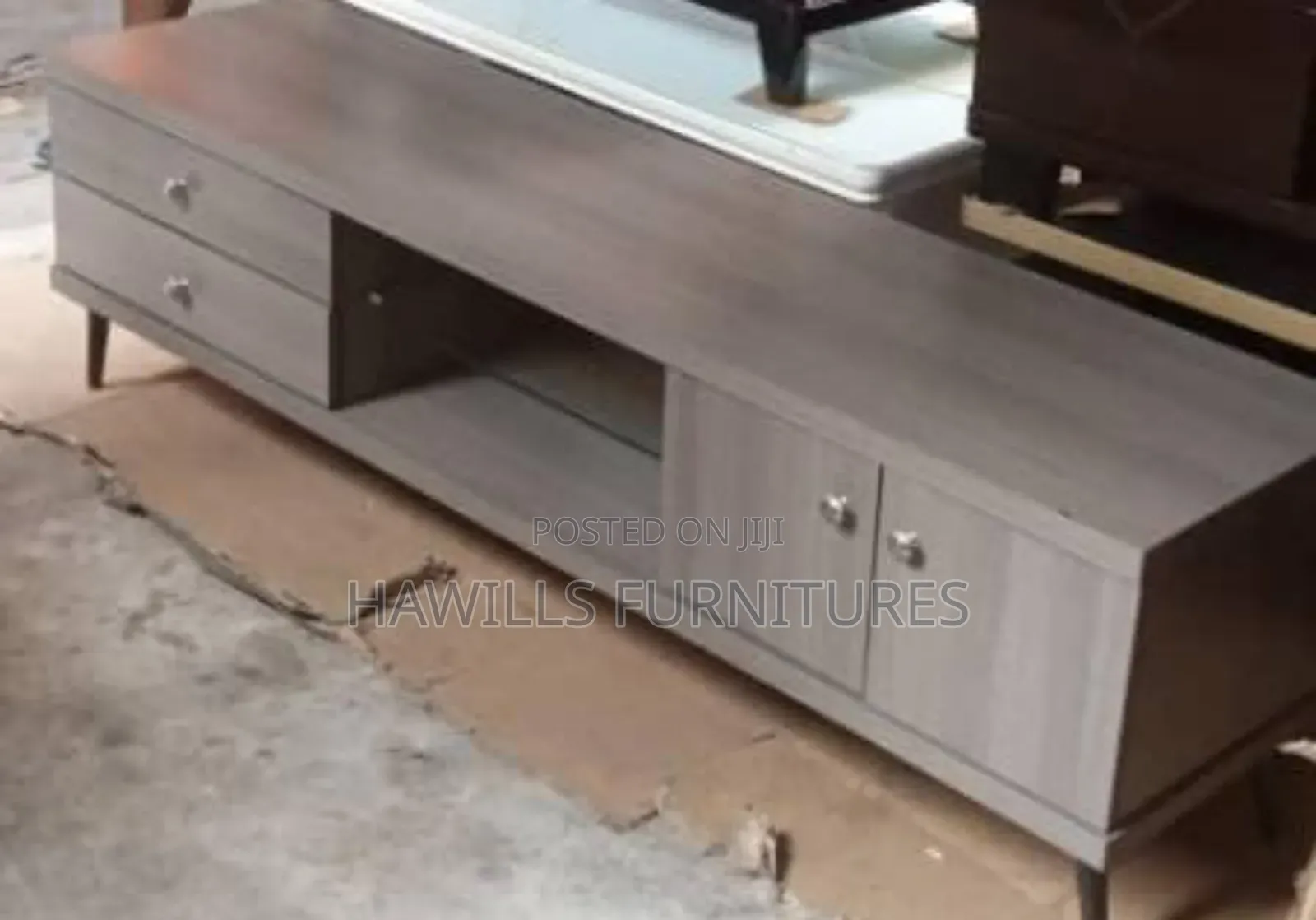 Executive Classic Tv Stand With 4 Drawer