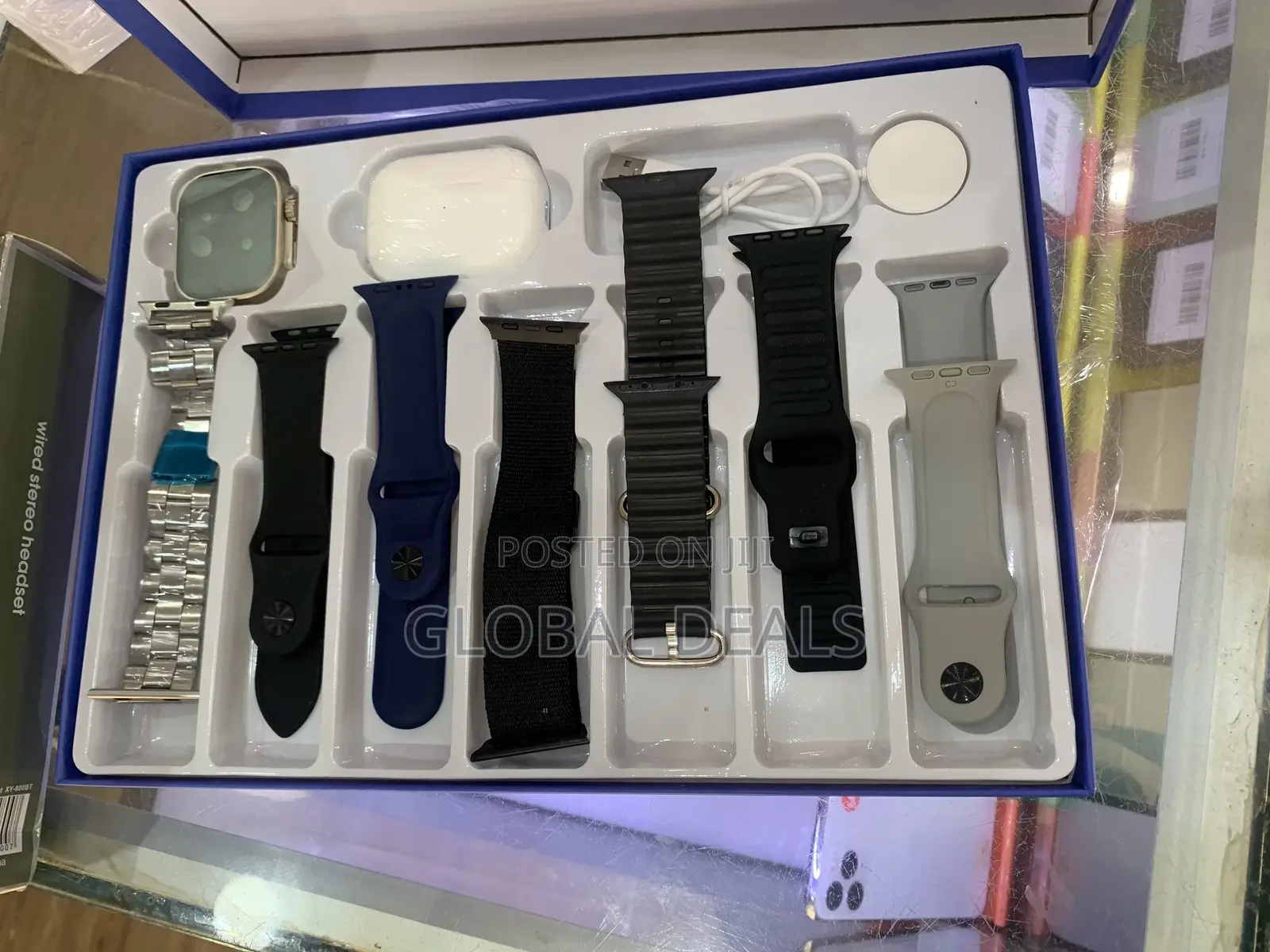 Smart Watch Ultra With Free Airpods, 7straps