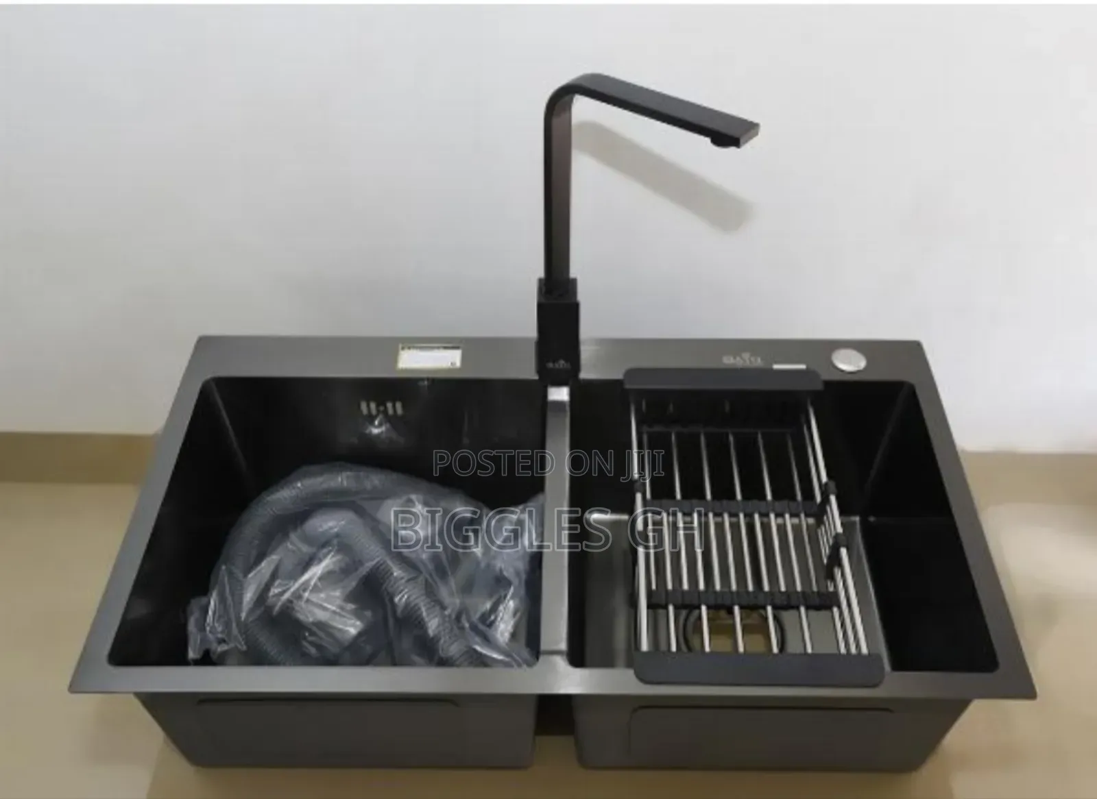 Double Bowl Armless Cabinet Sink-Black Complete
