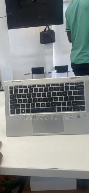 New Laptop HP EliteBook 830 G7 16GB Intel Core I5 SSD 512GB