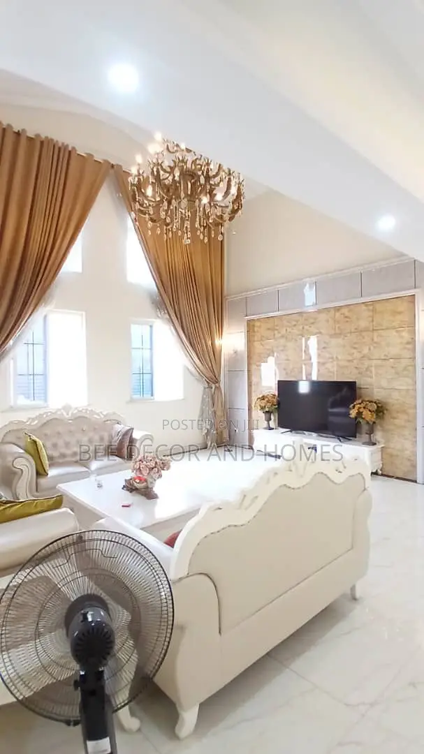 Furnished 5bdrm House in Bee Decor & Homes, Pillar 2 for sale