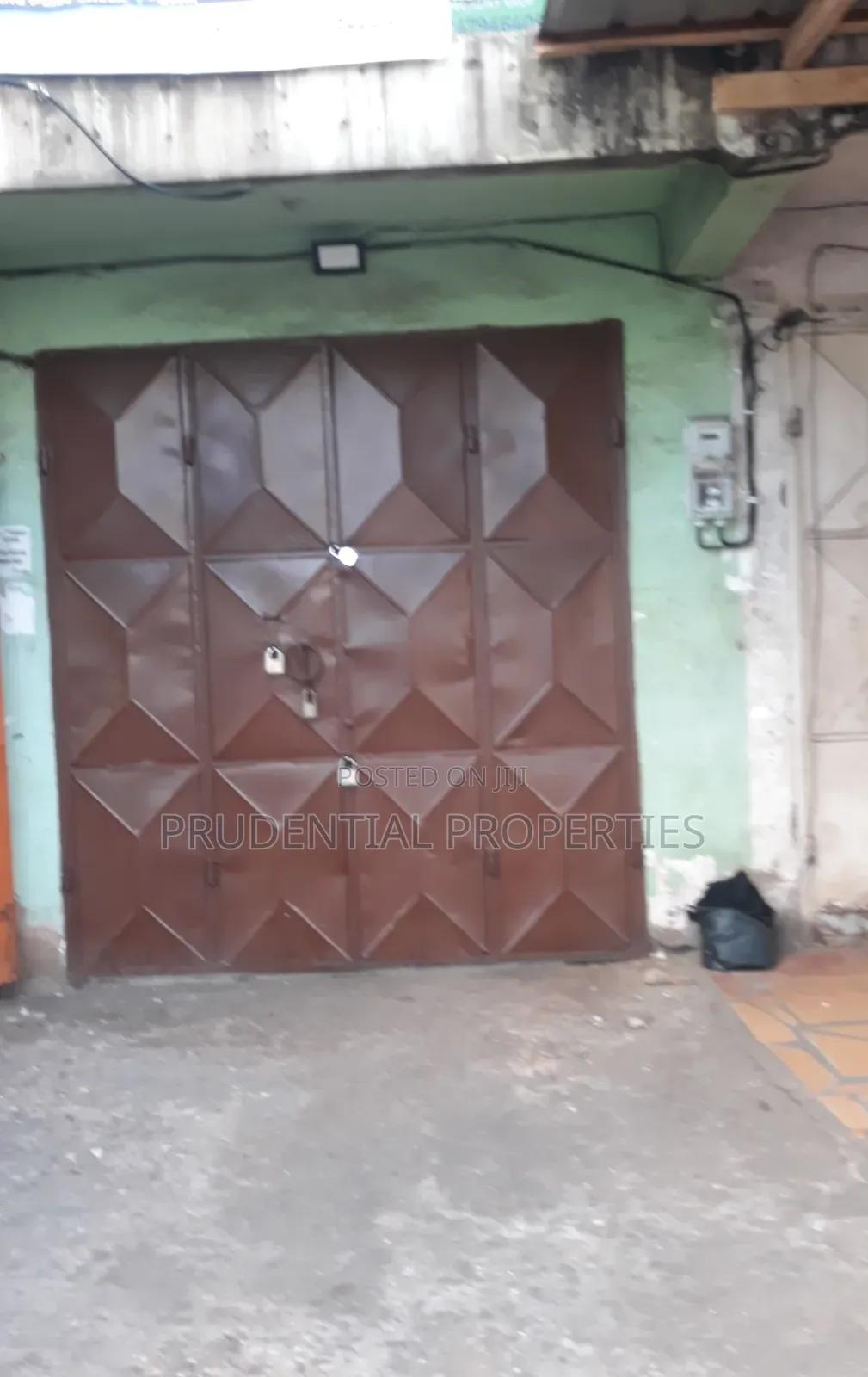 Shop for Sale at Accra New Town,