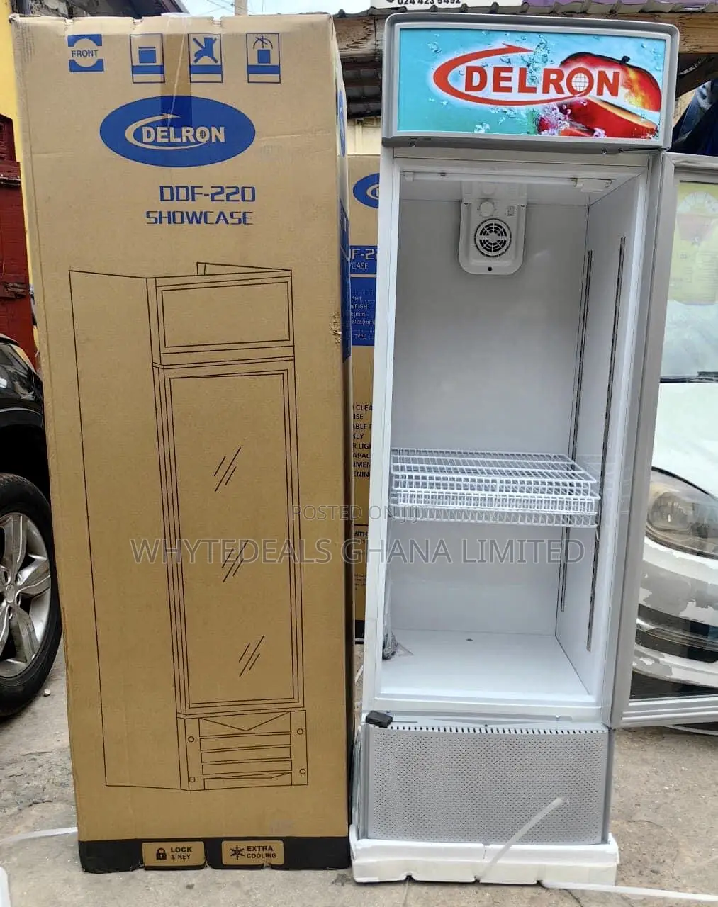 Delron DDF-218 Showcase Display Refrigerator BEVERAGE COOLER