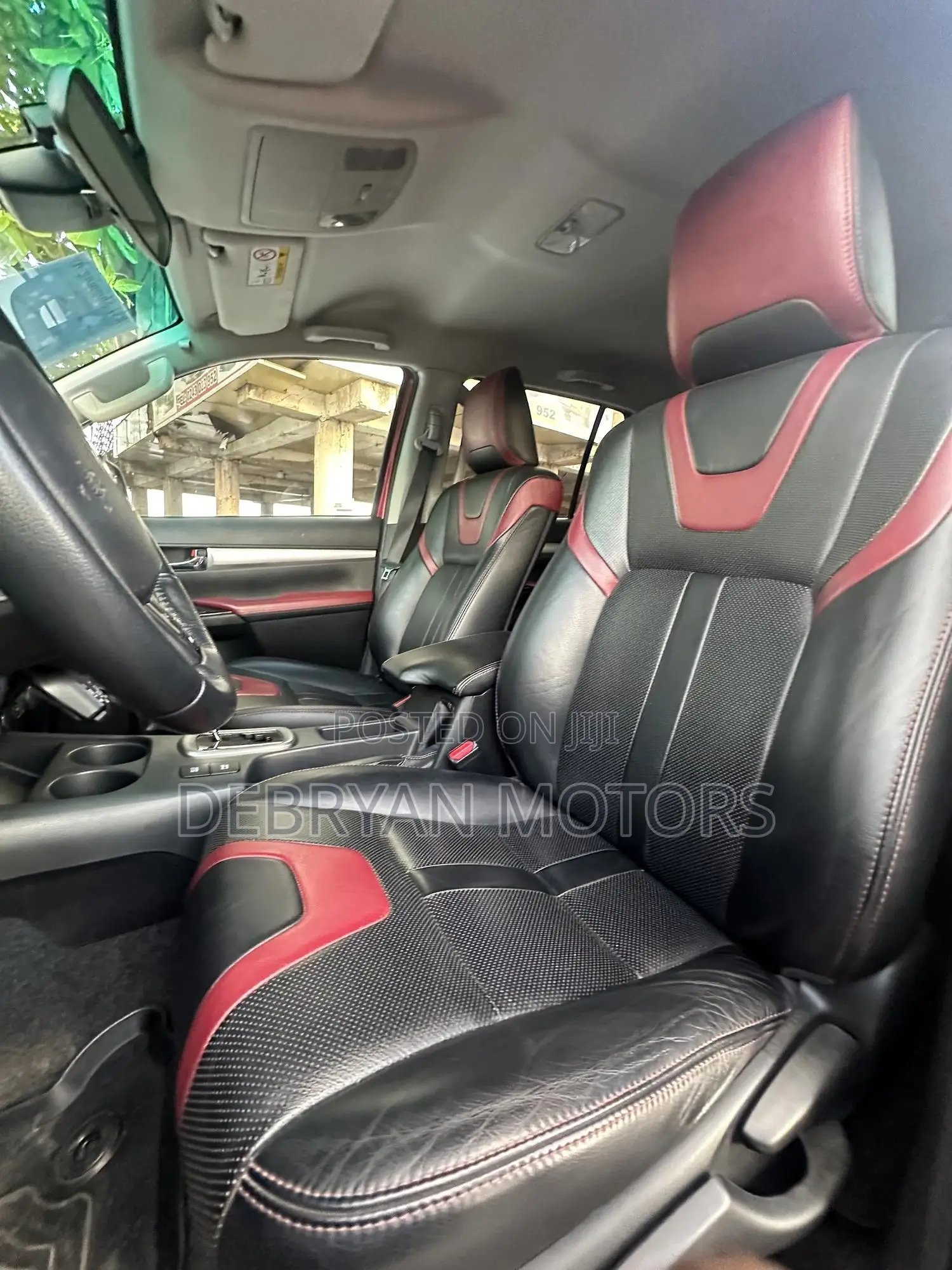 Toyota Hilux Revo Double Cab Deisel 2.4 AWD 2018 Red