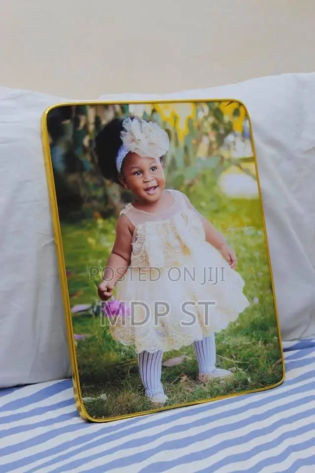 Frame4less